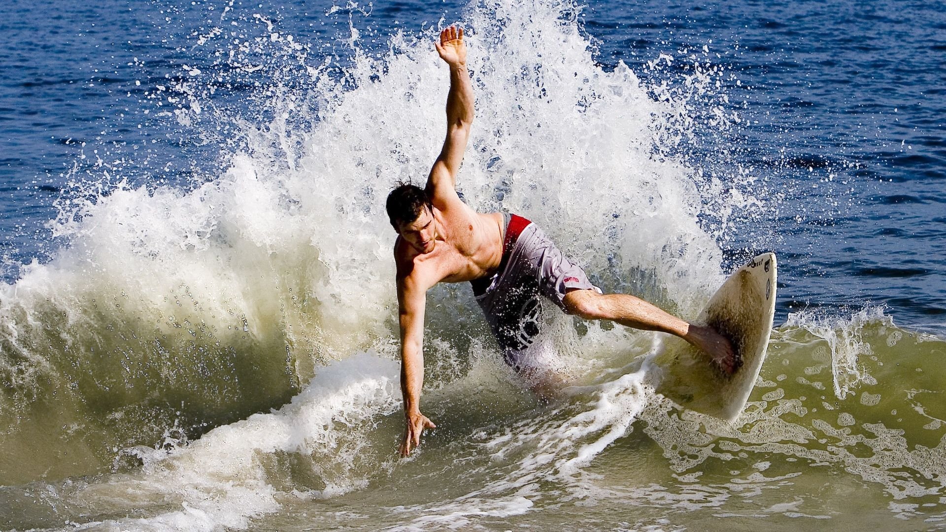 app下载-Rookie关键节点赛况扑朔迷离，公牛带队取胜！